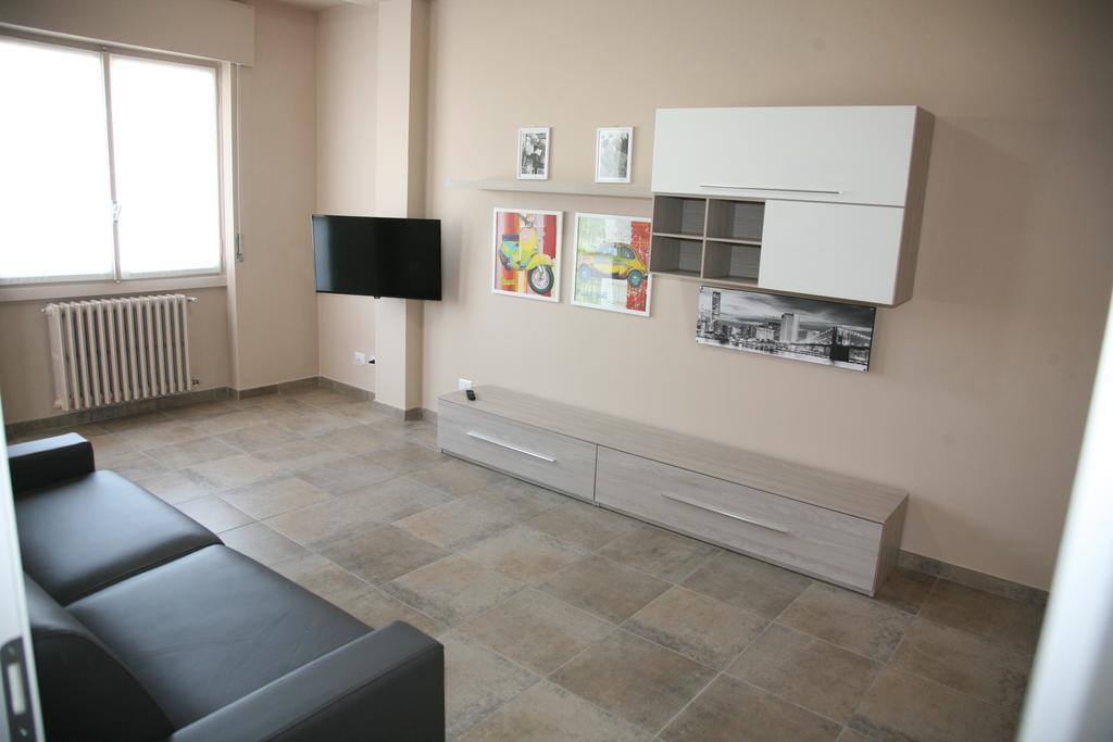 Siag Apartments Cormano Room photo